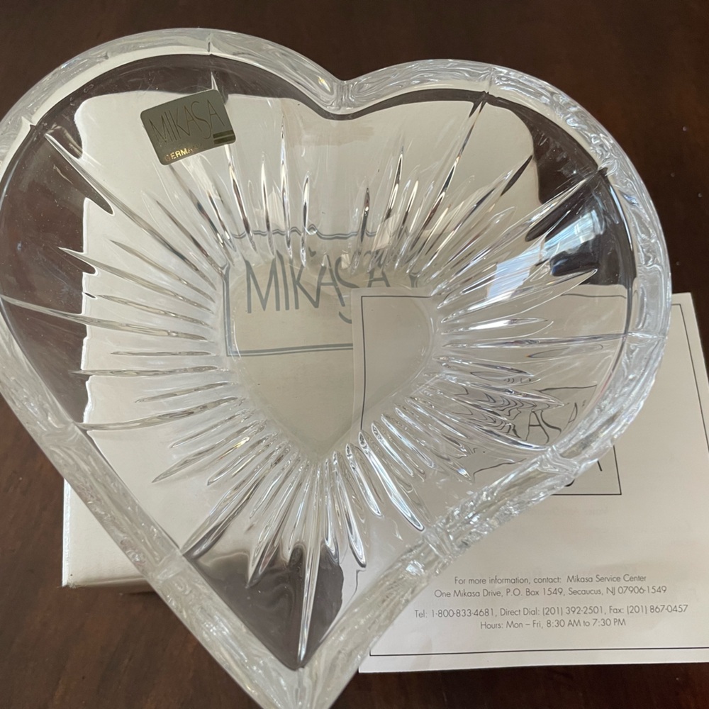 Mikasa Heart Dish with Intricate Design